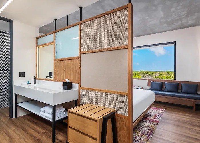 Aloft Hotel