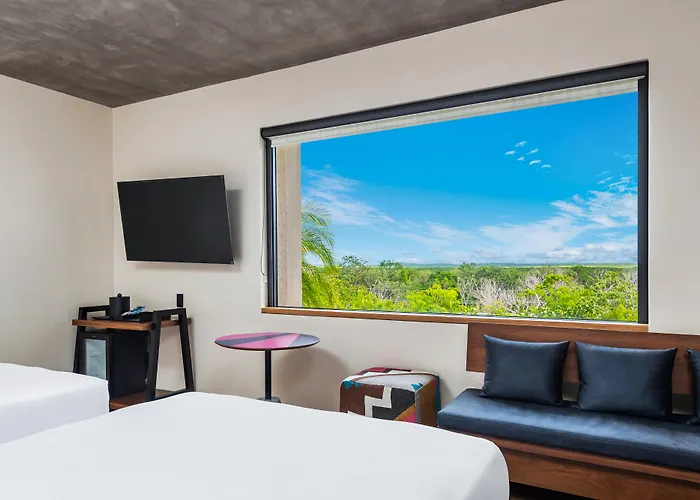 Hotel Aloft 4*