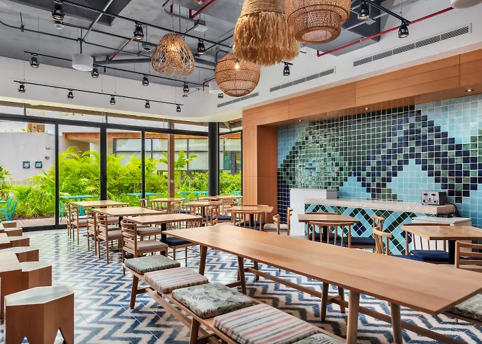 Aloft 4*