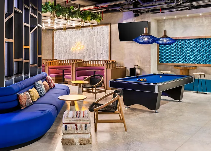 Aloft Hotel 4*